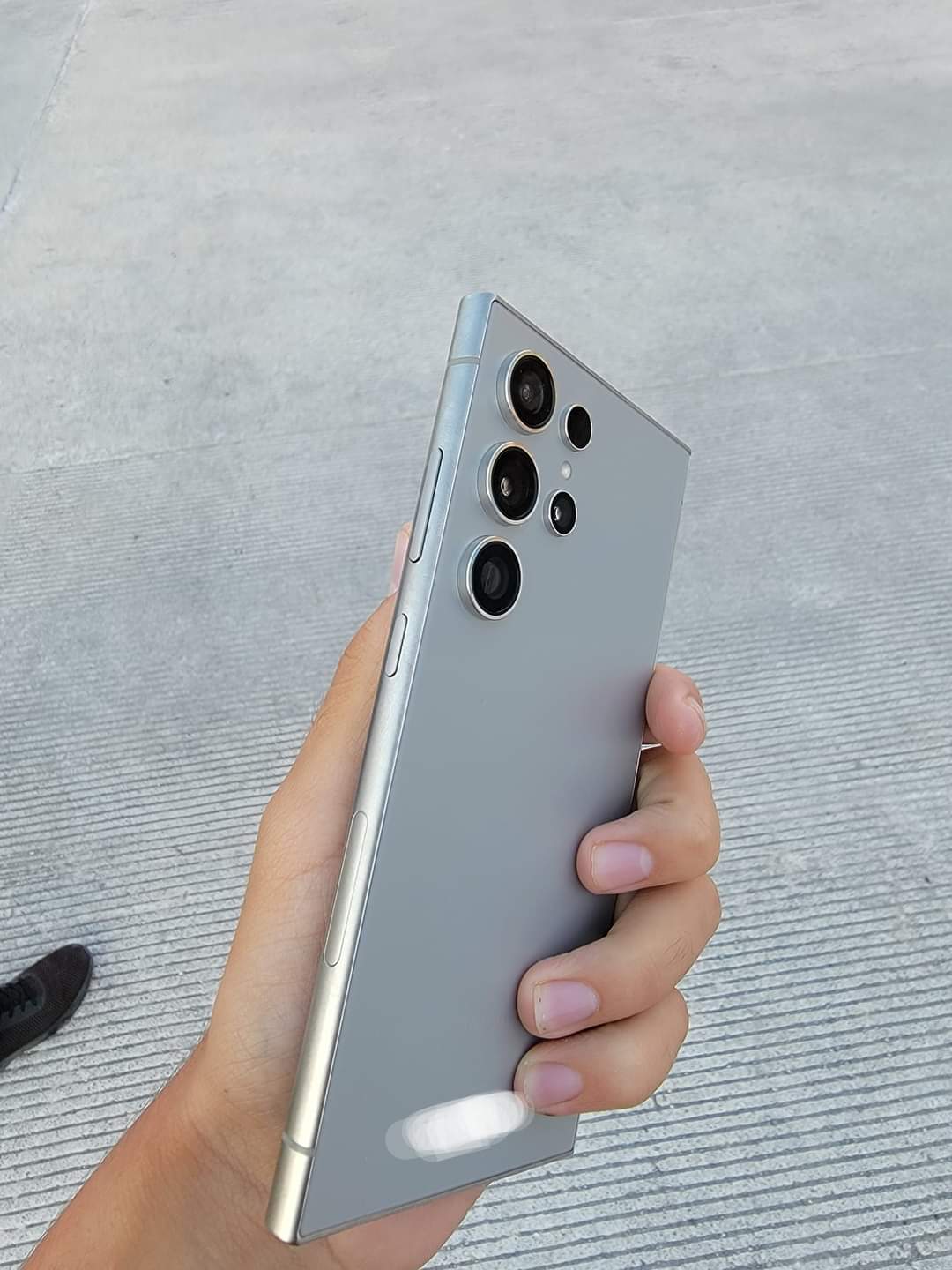 Samsung Galaxy S24 Ultra real image