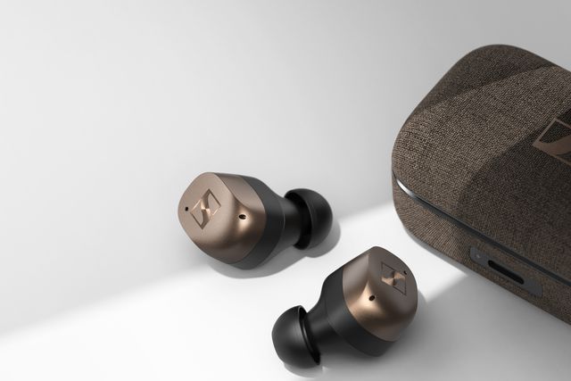 Sennheiser Momentum 4 earbuds